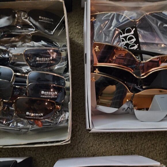 Sunglass vendor complete setup. main image 16